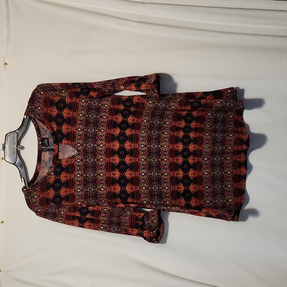 Comfy, loose-fitting knit tunic